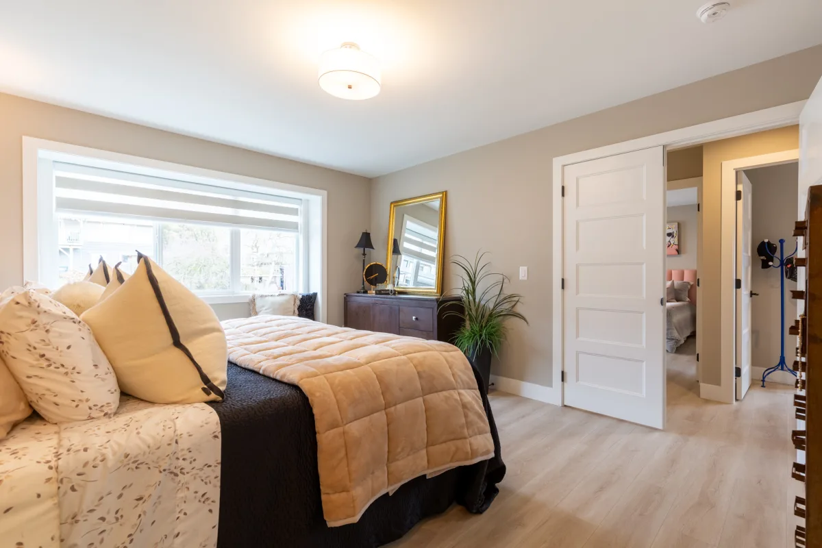 Thomas Luxury Fourplex gallery 6