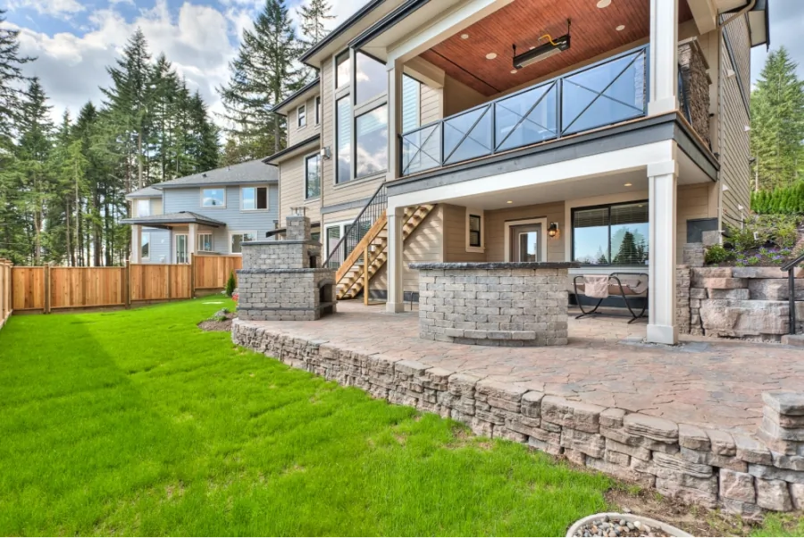 PLATINUM ROSE ESTATE