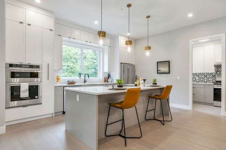 THOMAS LUXURY FOURPLEX